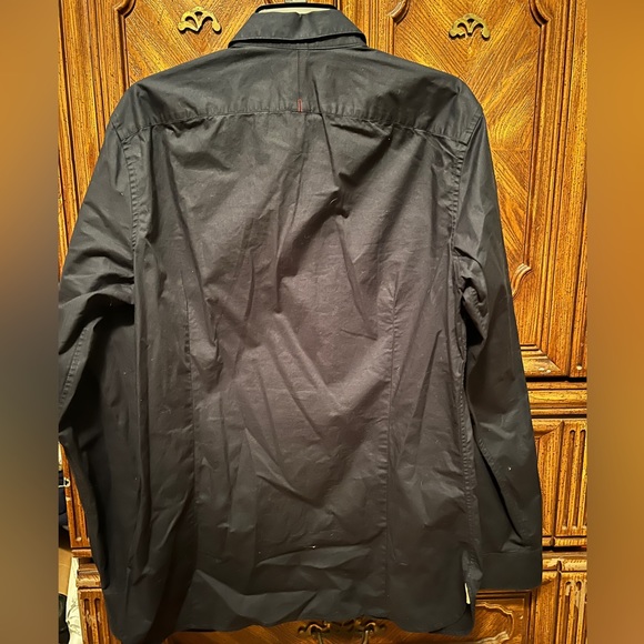 BRAND NEW WITHOUT TAGS MENS CASUAL BUTTON DOWN SHIRT NWOT - Picture 6 of 6